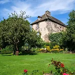 Bed and breakfast Chateau De Taussac Mur-de-Barrez