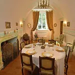 Bed & Breakfast Chateau De Taussac