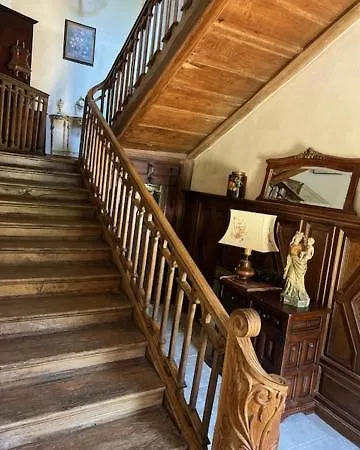 Chateau De Bed & Breakfast 3*