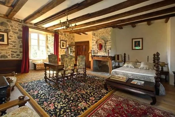 Chateau De Taussac فندق مبيت وإفطار