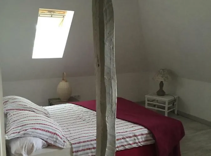 فندق مبيت وإفطار Chateau De Taussac Mur-de-Barrez